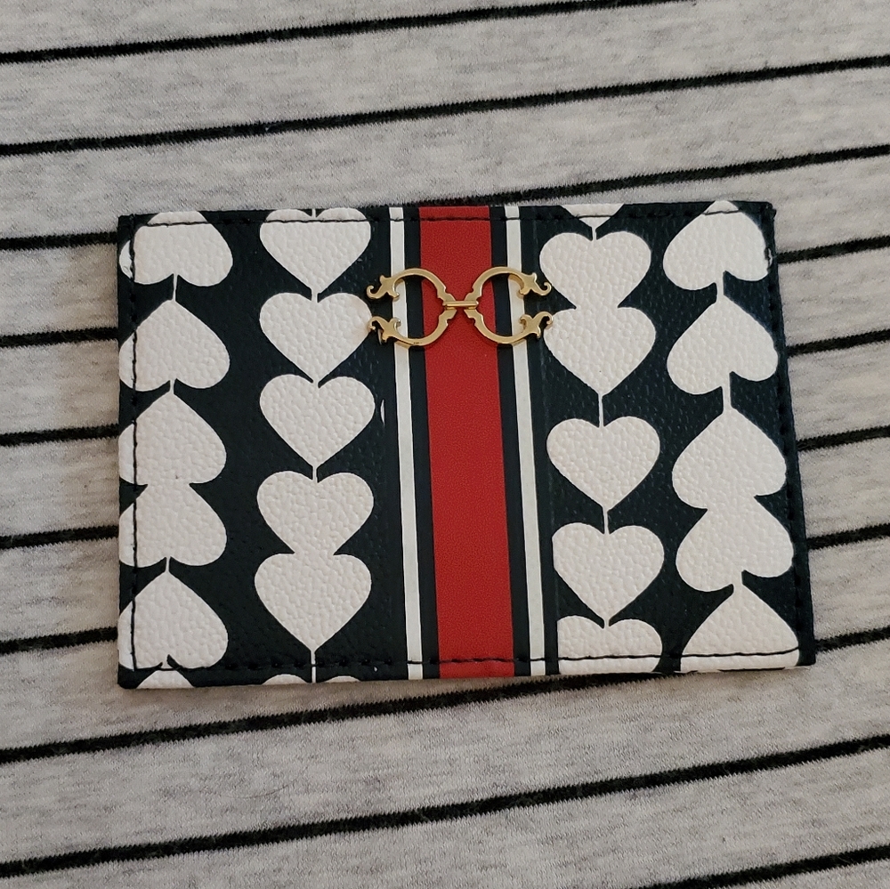 C. Wonder Heart Printed Card Case